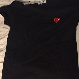 Comme Des Garçons PLAY CDG T shirt black red heart